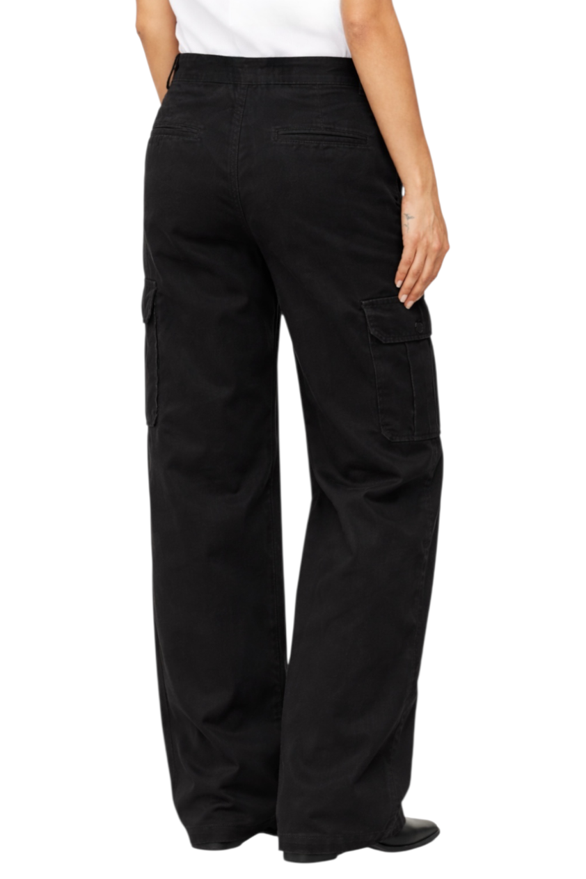 Relaxed Fit Cargo Jeans