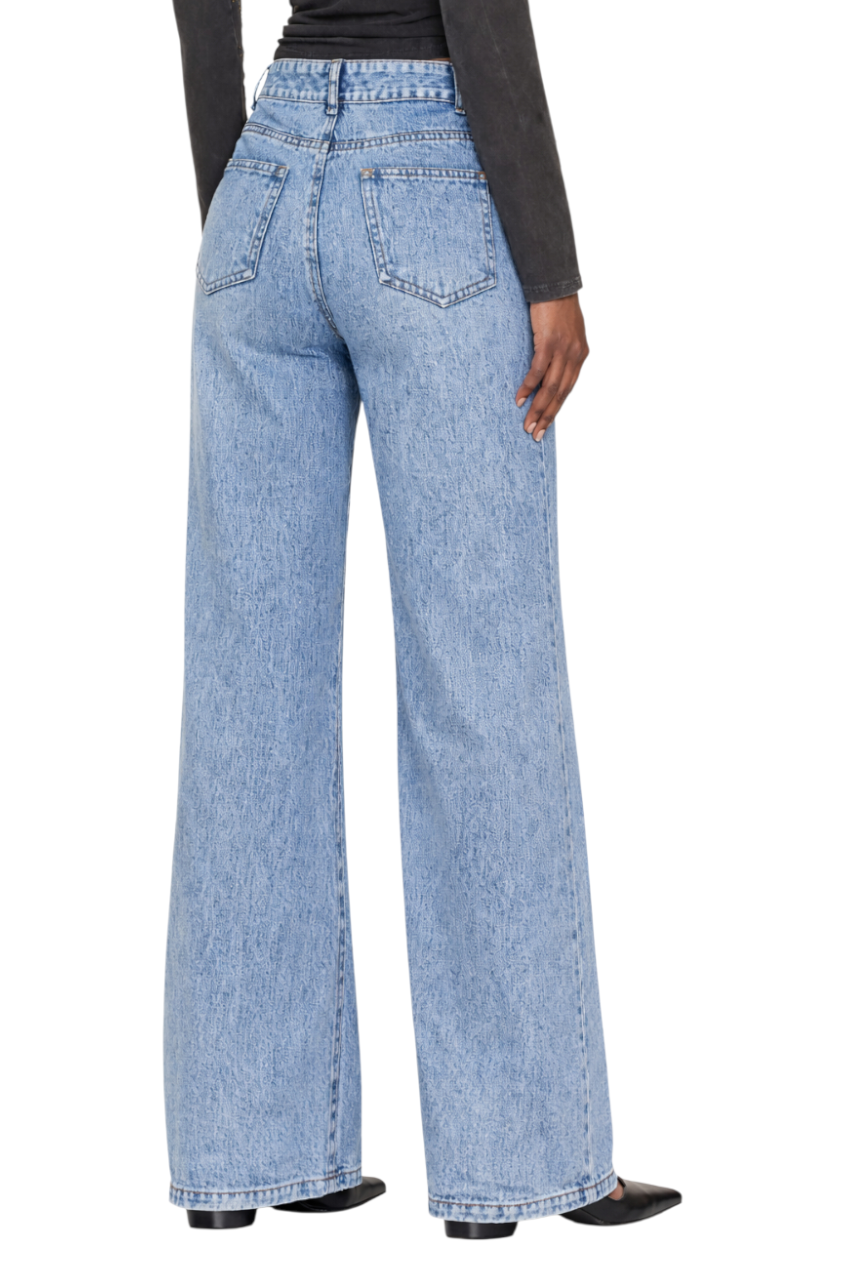 Distressed Wide Leg Jeans with Pockets
